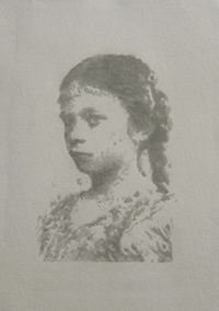 Nuori opiskelija Kirstine Lundin valokuvasta